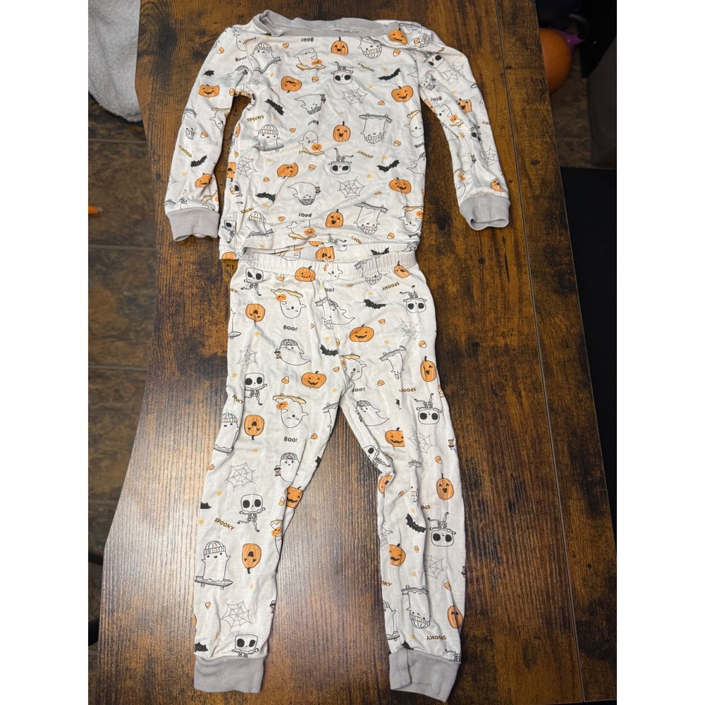 Tres Beau et Belle Halloween Bamboo Pajama Set 24M White Ghost Pumpkin Excellent
